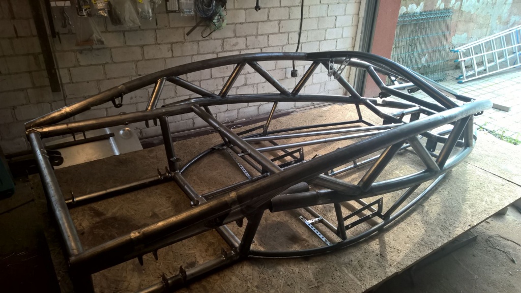 Металлические рамы