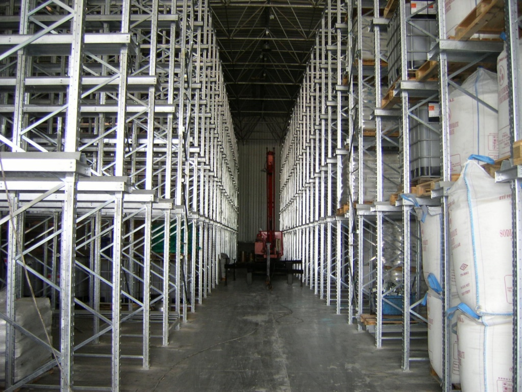 Фронтальные стеллажи