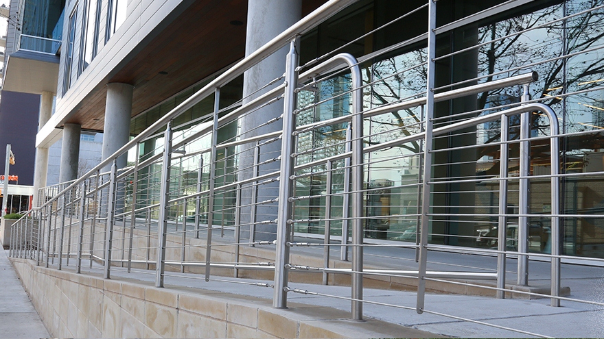 металлические ограждения для пандуса
