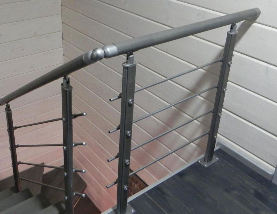 Ограждения лестниц