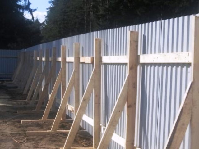 Временные строительные ограждения