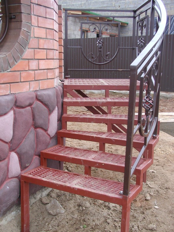Лестница на дачу