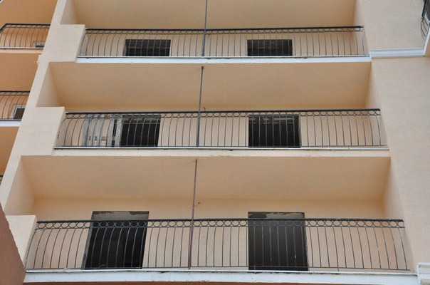 Ограждение балкона из металла