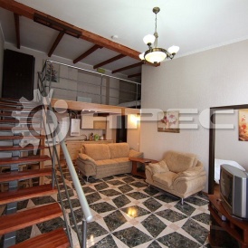 Лестницы для загородного дома- 7