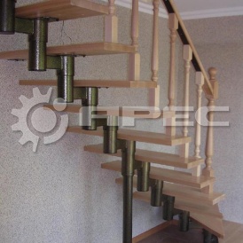 Лестница на металлокаркасе  для дома - 12