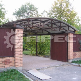 Навесы во дворе частного дома - 8